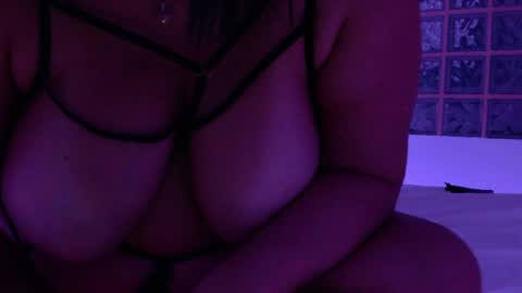 Luna Velvet online show from May 2026 12:07:01 AM