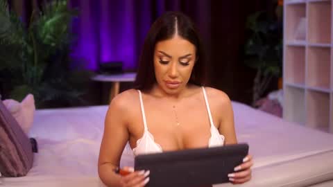 Cataleya online show from April 2026 06:38:02 PM