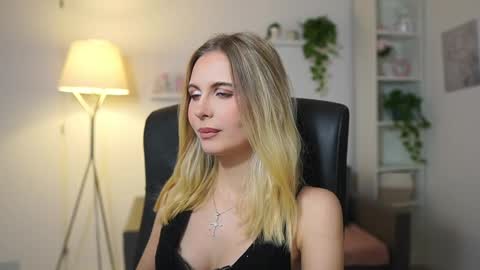 catecrago  online show from December 2025 09:02:01 AM