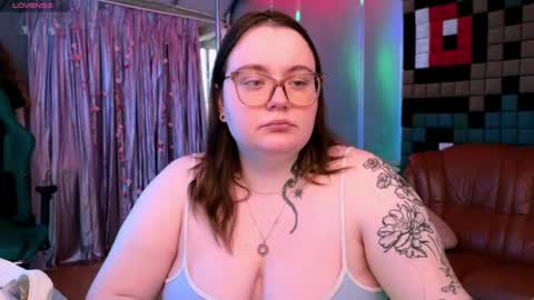 Snapshot of catherineclaire chatting on May 2026 02:34:01 PM catherineclaire online show from May 2026 02:34:01 PM
