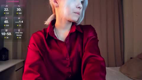 Mia online show from March 2026 11:16:01 AM