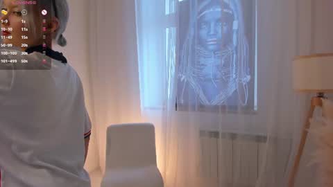 Mia online show from June 2026 11:08:02 AM