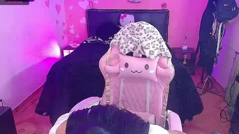 caty_block online show from May 2026 03:42:02 PM