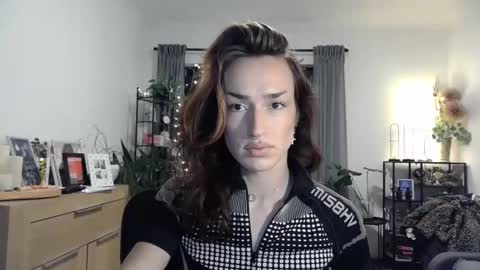 Ametrine online show from December 2024 06:24:02 PM