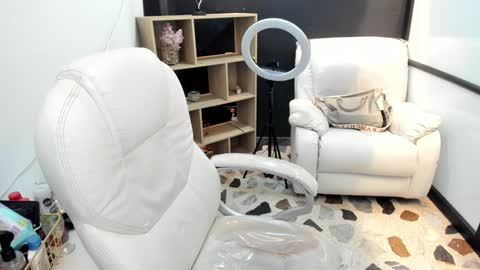 meli online show from February 2025 02:11:02 AM