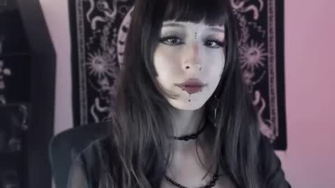   online show from June 2026 02:44:02 AM