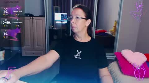 Snapshot of celine_faer1 chatting on June 2026 01:48:01 AM Celine online show from June 2026 01:48:01 AM