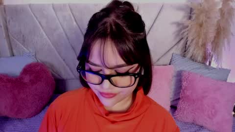 Snapshot of chaarlotte_1 chatting on June 2026 05:40:02 PM charlotte online show from June 2026 05:40:02 PM