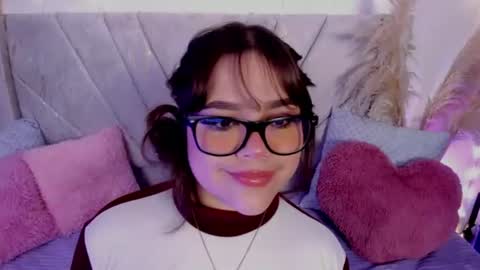 Snapshot of chaarlotte_1 chatting on June 2026 12:52:01 PM charlotte online show from June 2026 12:52:01 PM