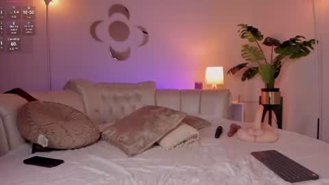 Chanell online show from July 2026 01:26:01 PM