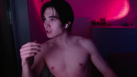 charleshanson69 online show from April 2026 04:23:01 PM