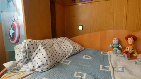 Snapshot of charlie_19ug chatting on July 2026 07:23:02 AM charlie_19ug online show from July 2026 07:23:02 AM