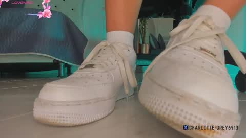 charlotte  grey online show from February 2026 08:02:02 PM