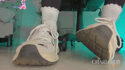 charlotte  grey online show from February 2026 08:15:01 PM