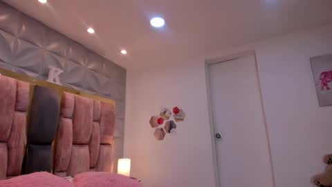 Charlotte Icee online show from February 2026 04:21:02 PM