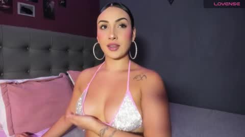 Charlotte james online show from May 2026 12:41:01 AM