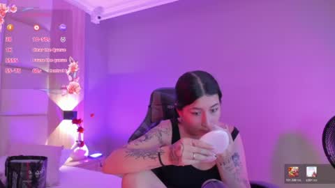 Charlottee online show from July 2026 03:15:01 AM