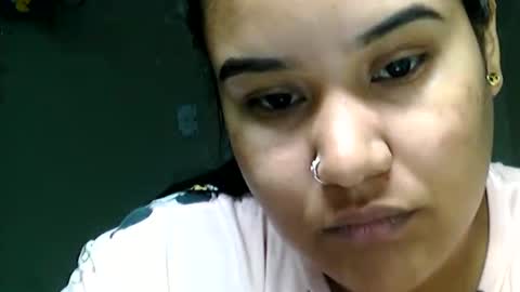 charlottequeen_21 online show from April 2026 12:08:02 PM