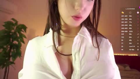 Sofia online show from March 2026 05:39:01 PM