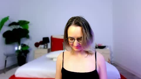  Annye   online show from March 2026 06:22:02 PM