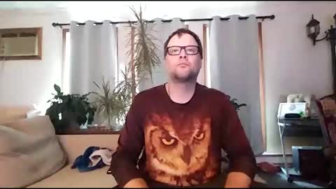 Snapshot of charmingatom chatting on October 2025 05:12:01 PM charmingatom online show from October 2025 05:12:01 PM