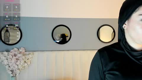 chelsea_bolton_ online show from April 2026 12:22:02 PM