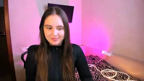Chelsy  Luxe  online show from July 2026 12:50:02 AM