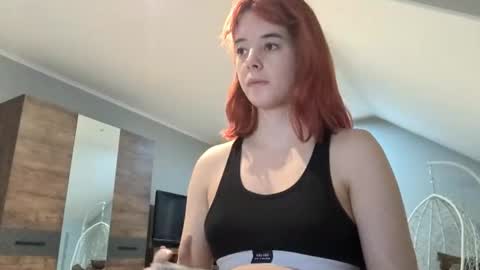 Emely online show from March 2026 04:22:02 PM