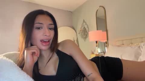 cherliecarmen online show from April 2026 11:08:02 PM