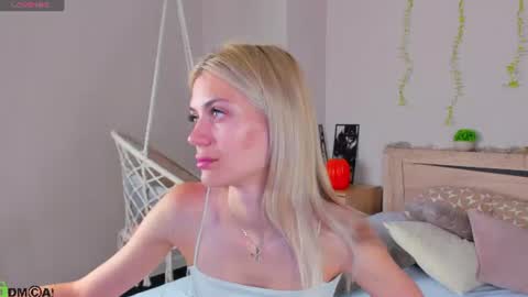 cherry_pr1ce online show from July 2026 11:18:01 PM