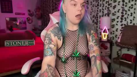 CherryBombBomb online show from April 2026 05:29:01 AM