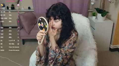 Isabel online show from June 2026 07:07:01 PM