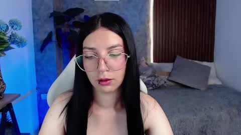 Chiara online show from February 2025 07:49:01 PM