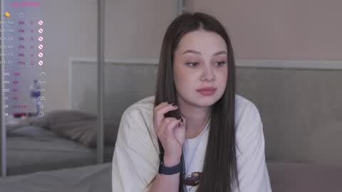 Nicole online show from May 2026 04:39:02 AM