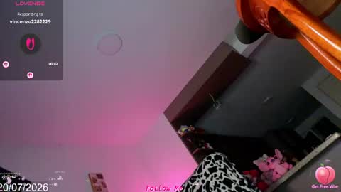 chloe_cooperr online show from July 2026 10:39:01 AM