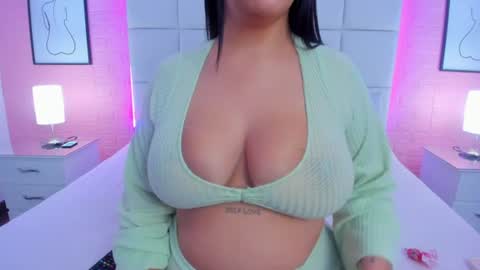 cloe online show from June 2026 04:10:02 AM