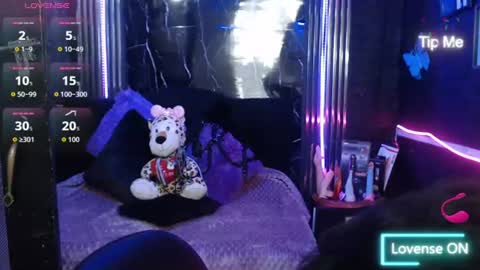 chloe_smith5 online show from July 2026 01:25:01 PM