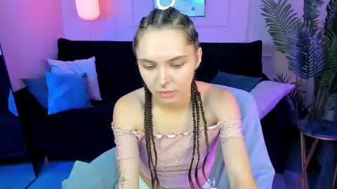 Chloe online show from June 2026 07:14:02 AM