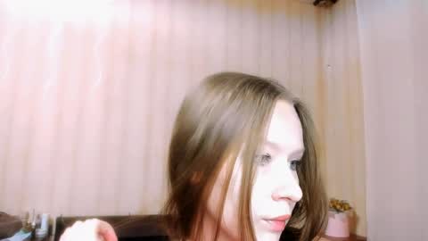 Snapshot of chloe_wifey chatting on April 2026 01:49:01 AM chloe wifey online show from April 2026 01:49:01 AM