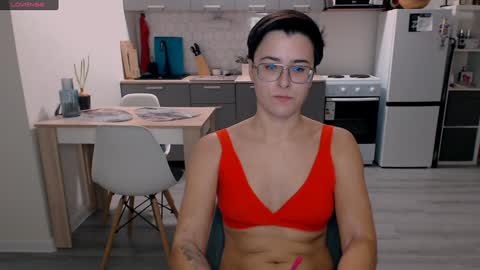 Eva and Sandra online show from December 2024 06:17:02 PM