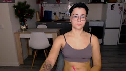 Eva and Sandra online show from December 2024 09:02:02 AM