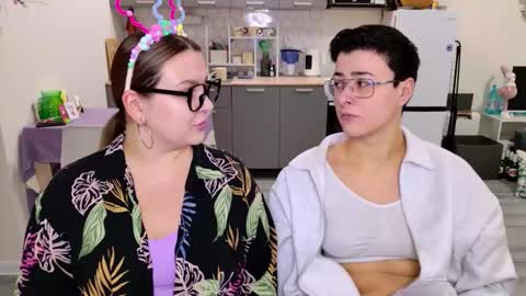 Eva and Sandra online show from February 2026 09:03:02 PM