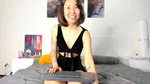 ChloeTaya online show from April 2026 06:33:01 AM