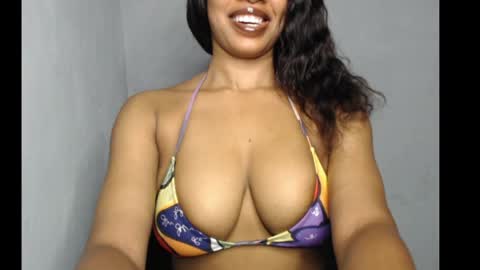 ESTHER online show from April 2026 04:26:01 AM