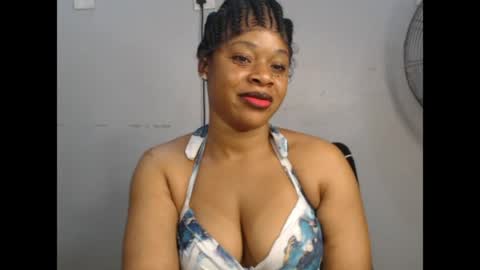 Snapshot of chocox_petitqueen chatting on July 2026 06:39:02 AM ethereal online show from July 2026 06:39:02 AM