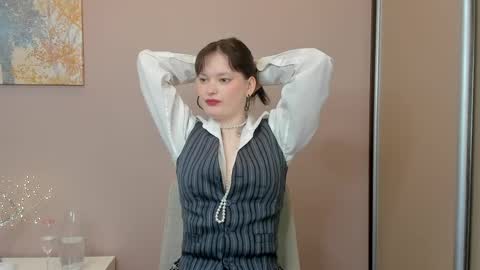 Cassandra online show from April 2026 05:04:02 AM