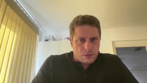 Snapshot of chris164 chatting on September 2025 03:11:02 PM Chris online show from September 2025 03:11:02 PM