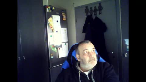Chris online show from May 2026 05:12:01 AM