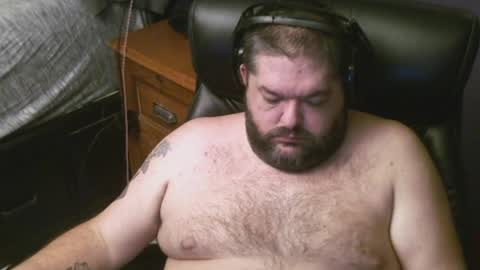 Snapshot of chrisgraphics2 chatting on April 2026 05:52:01 AM Chris online show from April 2026 05:52:01 AM