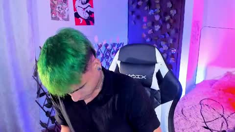 Christian Wang online show from April 2026 09:43:01 AM